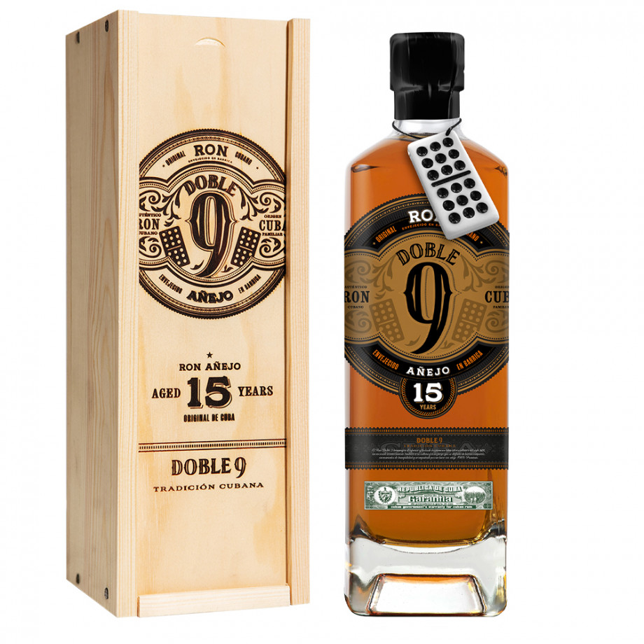 Rhum Doble 9 15 ans anejo avec étui